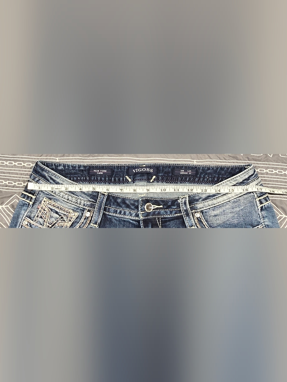 Vigoss Midrise New York Denim Capris Size 14 - Picture 6 of 9